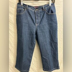 Gloria Vanderbilt Amanda Women's Plus Blue Capri Stretch Jeans Size 10P